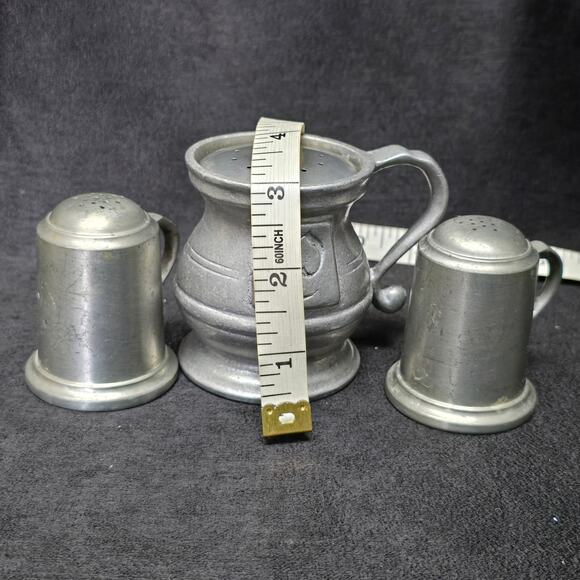 Wilton Armetale Pewter Tavern Pepper & 2 Extra Salt And Pepper Shakers USA - Picture 9 of 11